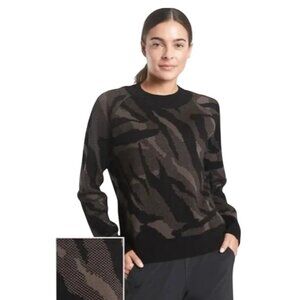 Athleta  Women Small Jacquard Wool Blend Black & Brown Camo Crewneck Sweater